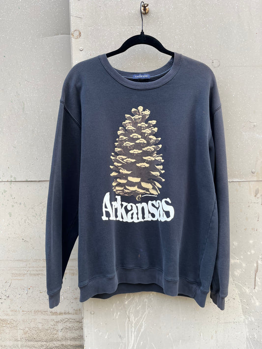 M/L Pinecone Sweatshirt