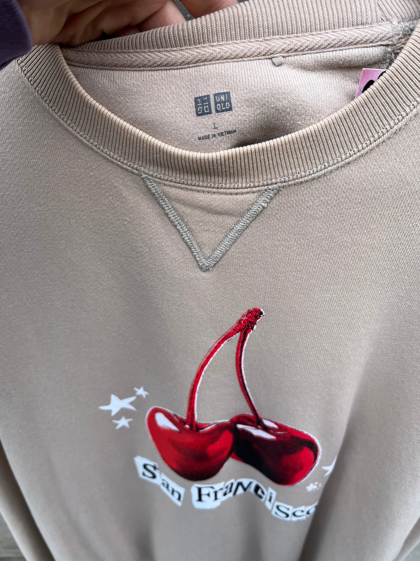 L Cherry Sweatshirt