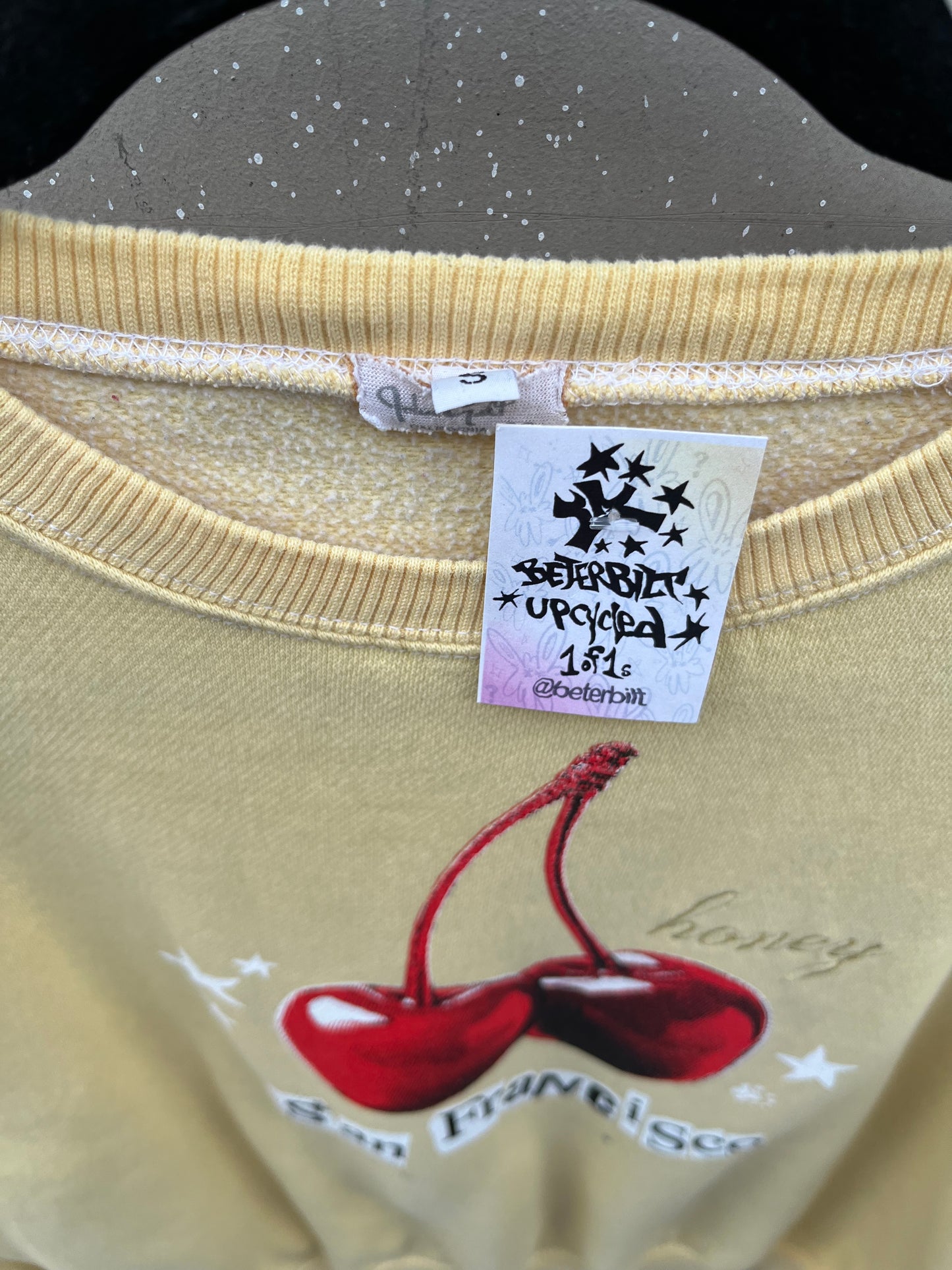 S Honey Cherry Sweatshirt